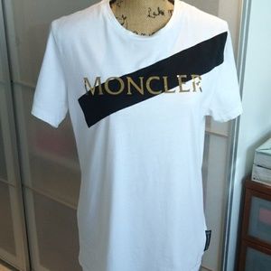 Moncler Tee Shirt Authentic Pre-Loved. Size Large.
